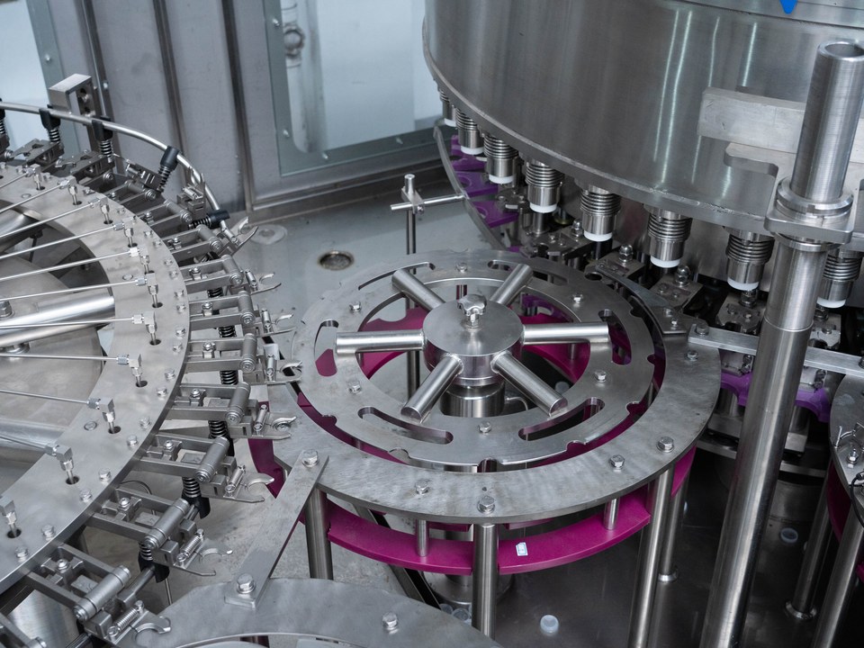 Water Filling Monoblock Rotary Precision Detail